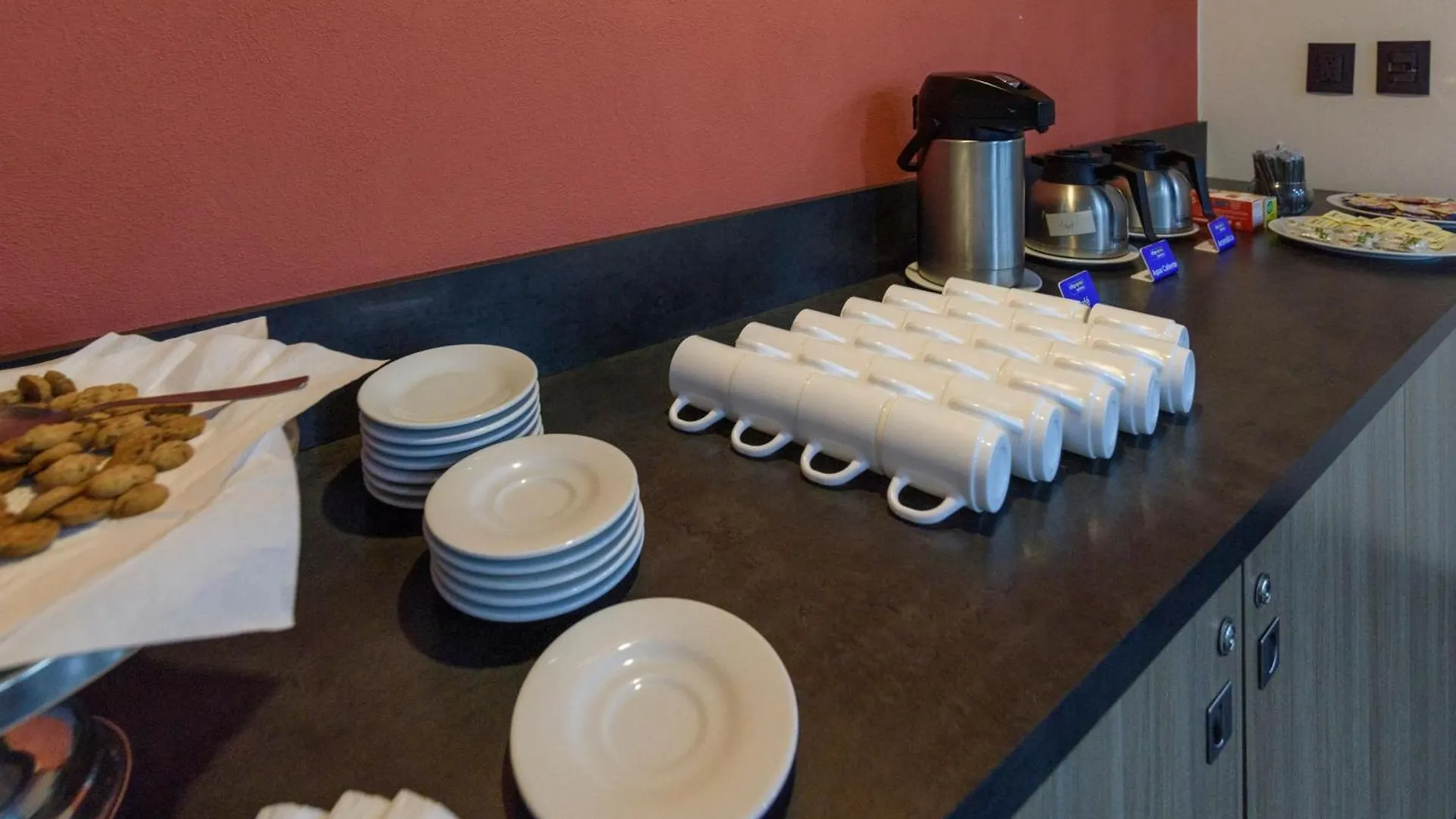 Hotel City Express Plus By Marriott Bogota Aeropuerto