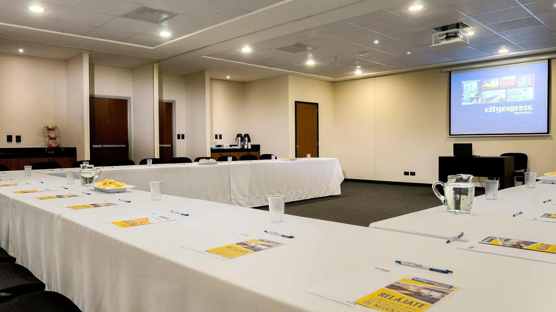 Hotel City Express Plus By Marriott Bogota Aeropuerto