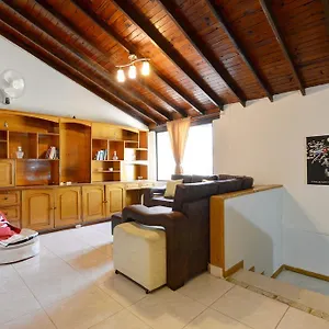 Casa Grande Grupos Siete Big House 7 Bedrooms Сasa de vacaciones