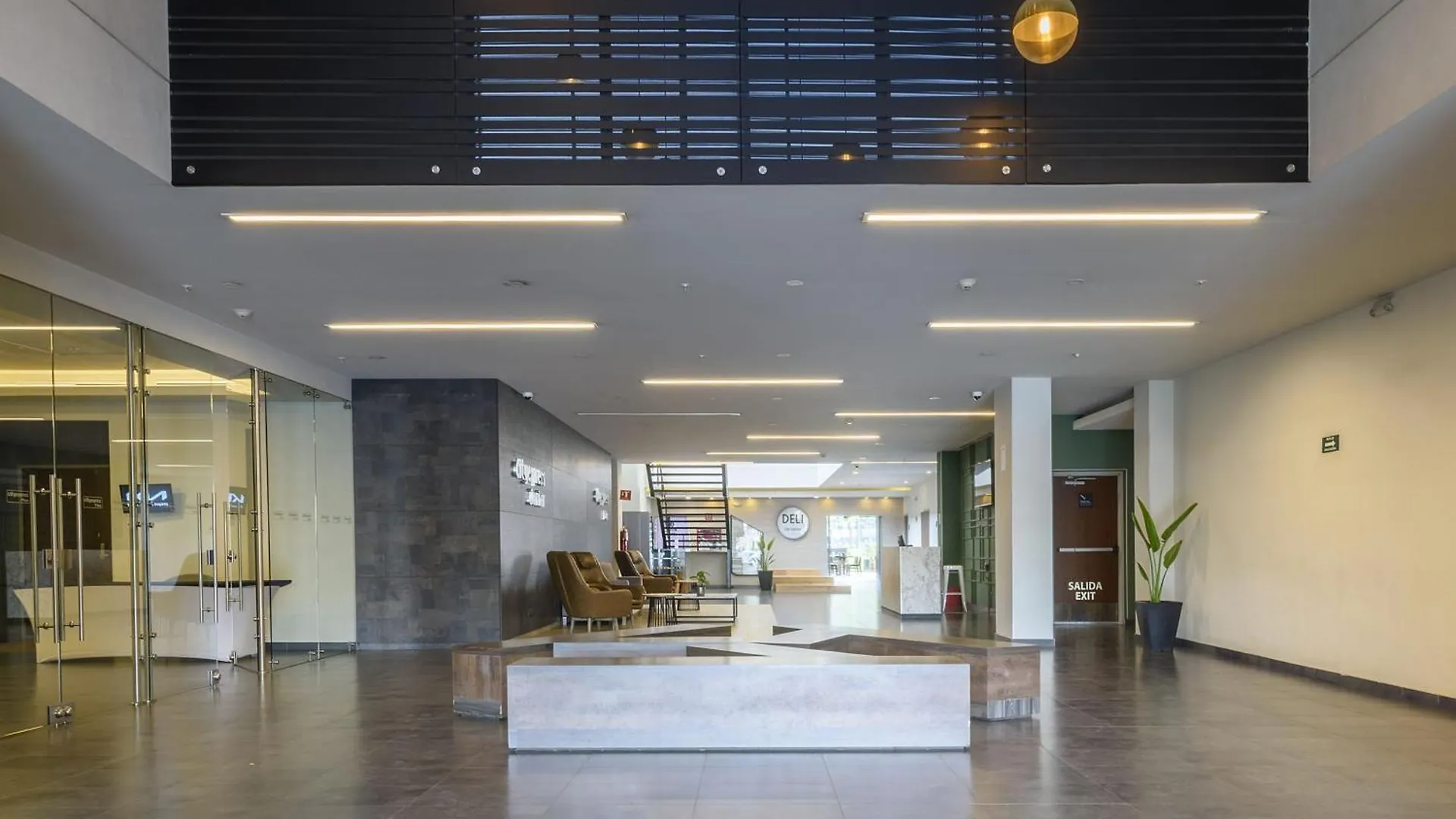 City Plus Bogota Aeropuerto Hotel